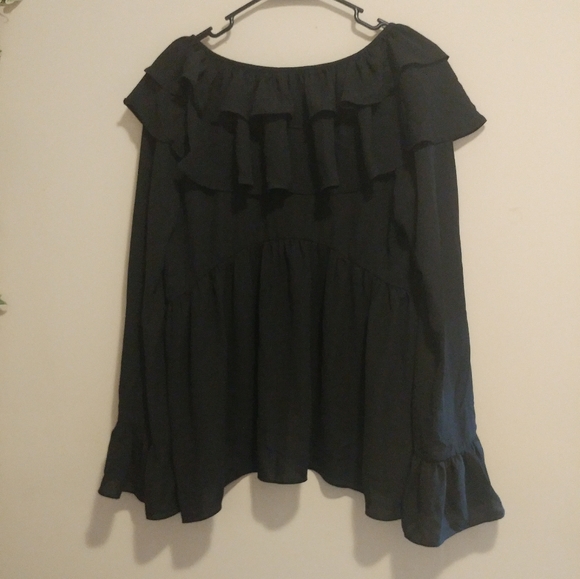 Moon River Ruffled Blouse - Picture 3 of 4